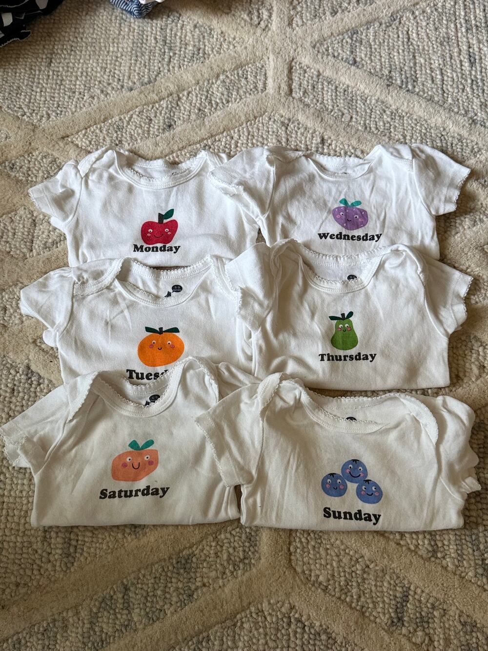 Small Story 6-9M Days of Week Onesies Lot Monday-Sunday Missing Friday Organic